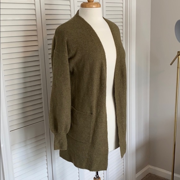 Madewell Edgewater Bubble Sleeve Cardigan Sweater - Picture 4 of 6
